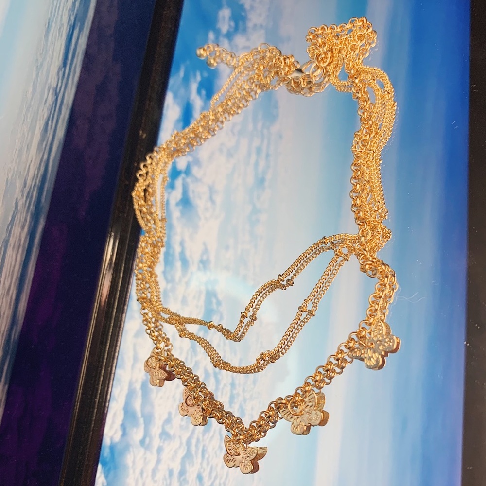 Butterfly choker set